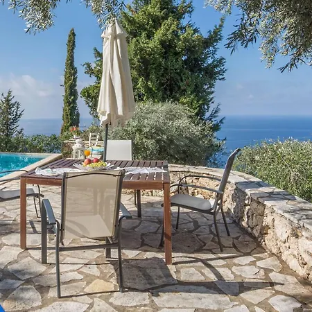 Vakantiehuis Isola Bella Mit Atemberaubender Aussicht Áyios Nikítas